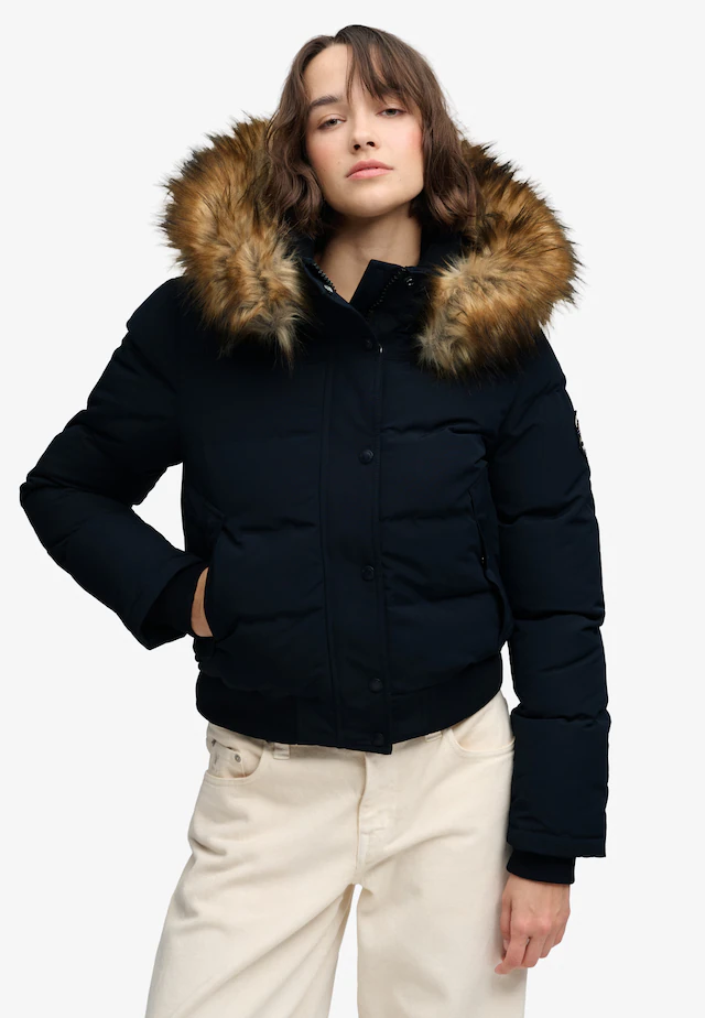 Superdry Steppjacke »EVEREST HOODED BOMBER JKT« mit Kapuze Kunstfaser, slim fit