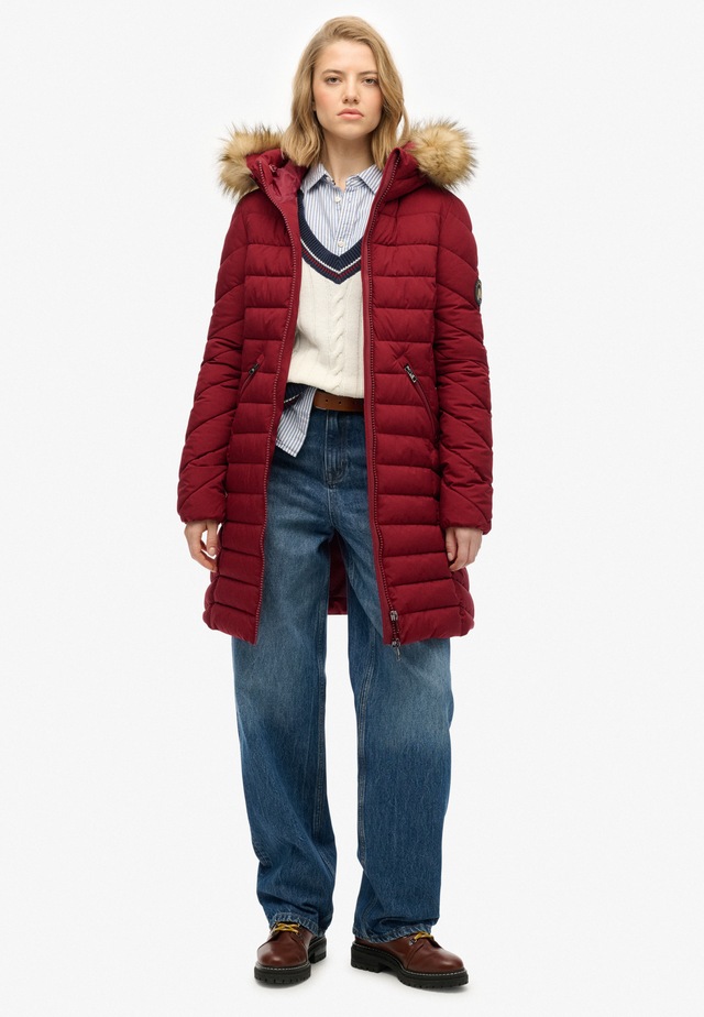 Superdry Steppjacke »FUJI FAUX FUR HOOD MID LENGTH« mit Kapuze Slim Fit, mit Reißverschluss, aus Polyester und Kunstfaser