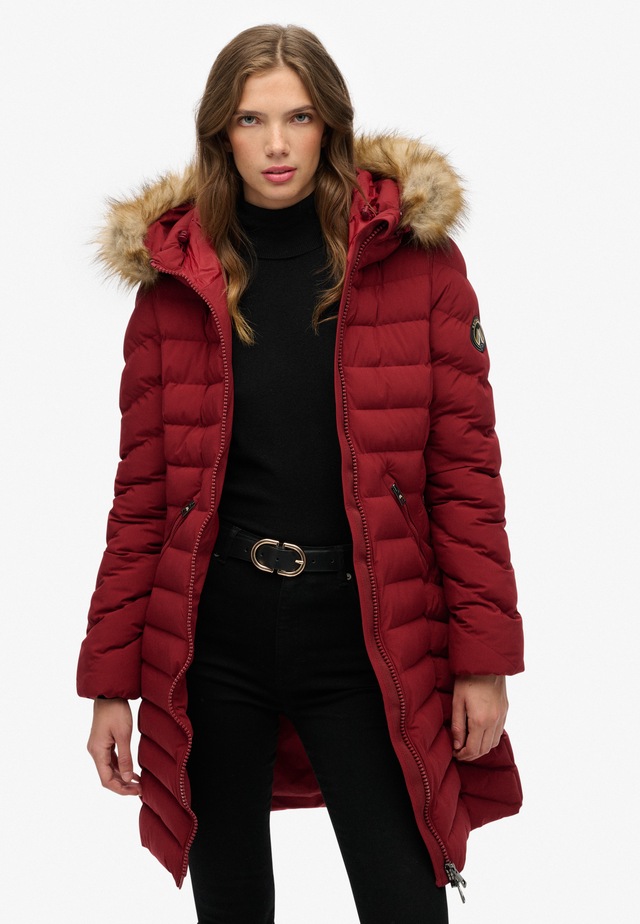 Superdry Steppjacke »FUJI FAUX FUR HOOD MID LENGTH« mit Kapuze Slim Fit, mit Reißverschluss, aus Polyester und Kunstfaser