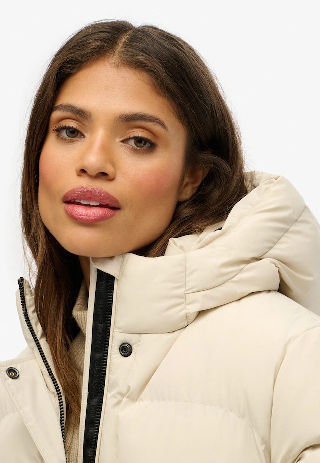 Superdry Steppjacke »HOODED 5 BAFFLE SPORTS PUFFER« mit Kapuze mit Reißverschluss, aus Polyester und Kunstfaser, Relaxed Fit