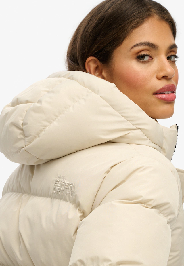 Superdry Steppjacke »HOODED 5 BAFFLE SPORTS PUFFER« mit Kapuze mit Reißverschluss, aus Polyester und Kunstfaser, Relaxed Fit