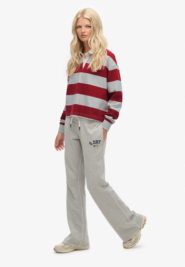 Superdry Sweathose »ATHLETIC EMB FLARE JOGGER« Baumwolle, slim fit