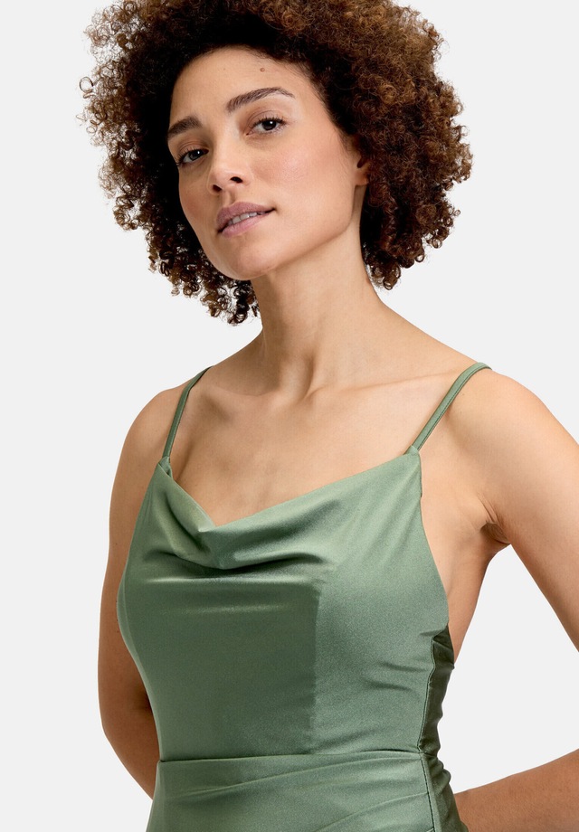 Vera Mont Abendkleid »Damen figurbetont« Ohne Tasche Schlitz