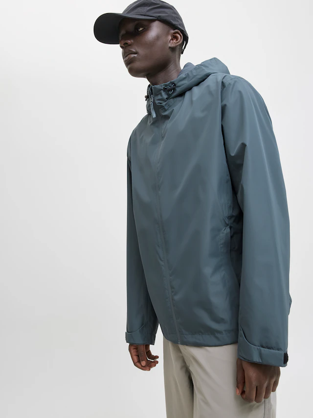Jack & Jones Outdoorjacke »JJEFLYNN FUNCTIONAL JACKET NOOS« mit Kapuze mit Kordelzug
