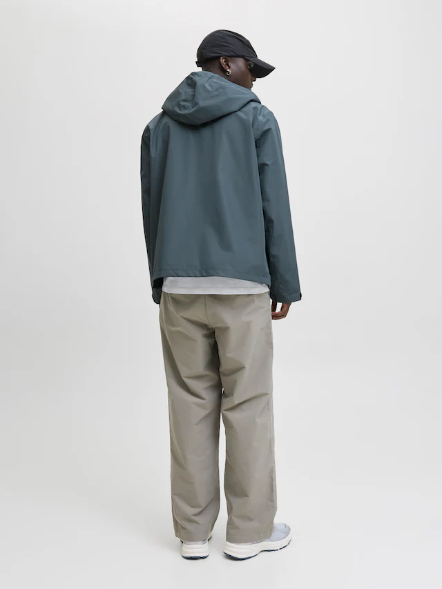 Jack & Jones Outdoorjacke »JJEFLYNN FUNCTIONAL JACKET NOOS« mit Kapuze mit Kordelzug