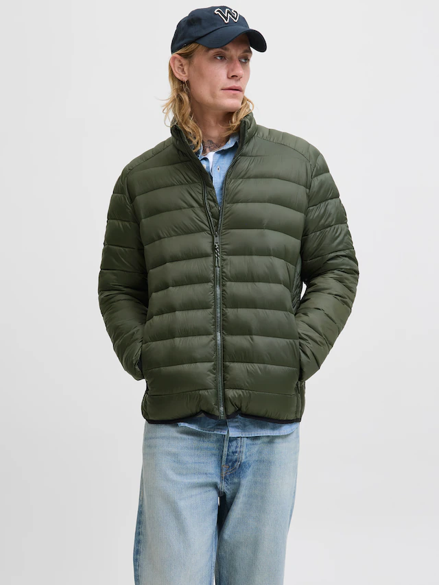Jack & Jones Steppjacke »JJEBRADLEY LIGHT PUFFER COLLAR NOOS« ohne Kapuze