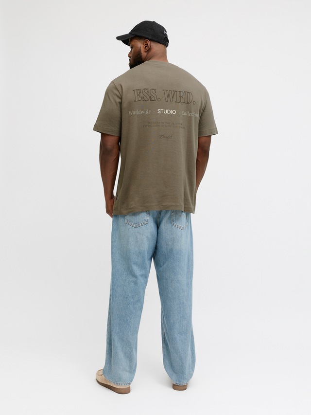 Jack & Jones PlusSize T-Shirt »JJEURBAN EDGE STUDIO TEE SS SN PLS« mit Logobranding