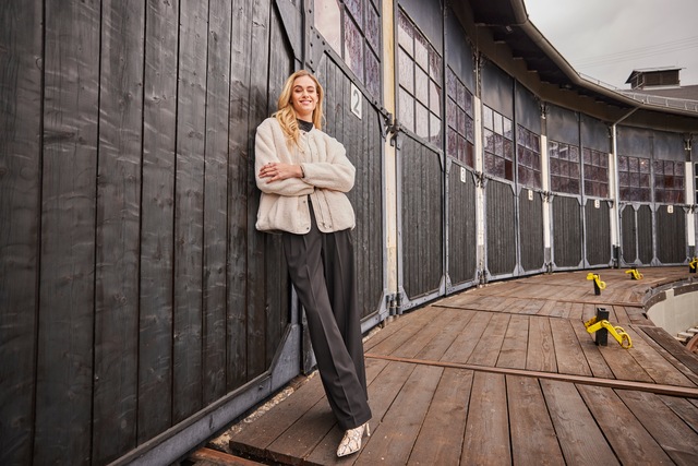 Aniston CASUAL Strickpullover mit eingestrickten Leoparden