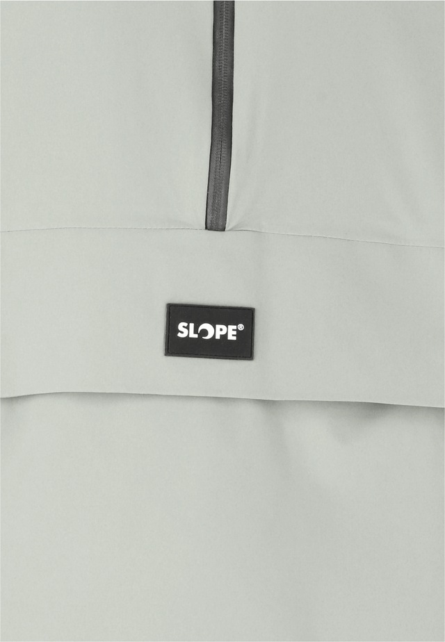 SLOPE Skijacke »Ruki« Im wetterfesten Anorak-Design