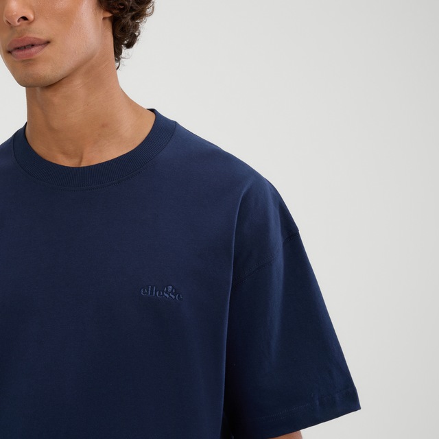 Ellesse T-Shirt »SUISIO T SHIRT« mit Rundhalsausschnitt, Kurzarm-Design, aus Baumwolle