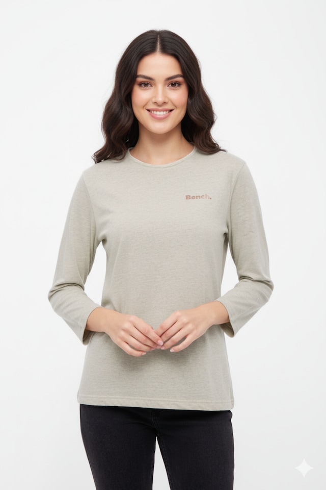 Bench. 3/4-Arm-Shirt »ROMILEY« tailliertes Basic mit 3/4 Arm und Logoprint im Metallic-Holo Stil