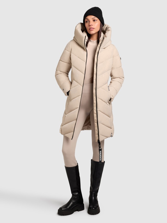 khujo Steppmantel »DARKA2« aus Polyester und Nylon, lockerer Schnitt, mit Eingrifftaschen