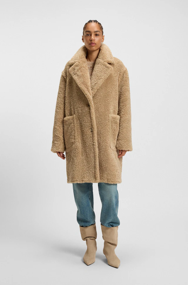 BOSS ORANGE Kurzmantel »Catedy Premium Damenmode« aus softem Teddy, Relaxed Fit