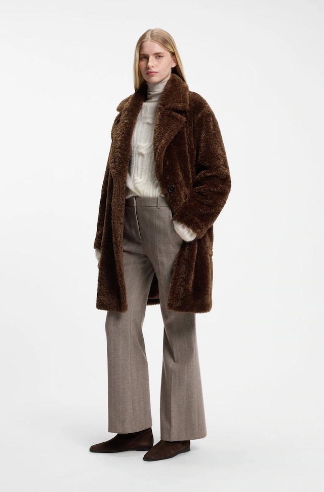 BOSS ORANGE Kurzmantel »Catedy Premium Damenmode« aus softem Teddy, Relaxed Fit