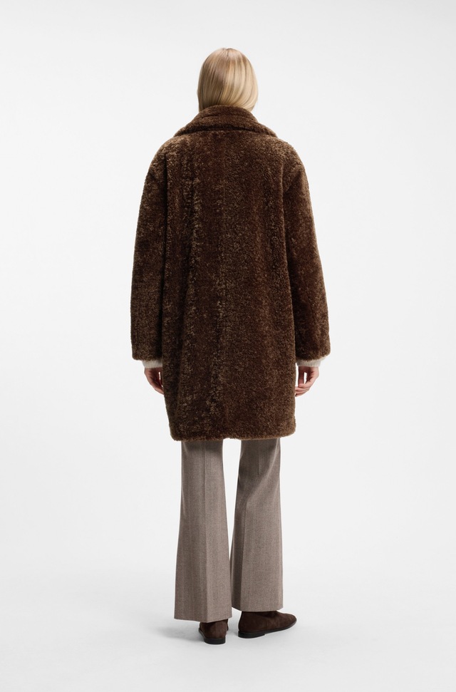 BOSS ORANGE Kurzmantel »Catedy Premium Damenmode« aus softem Teddy, Relaxed Fit