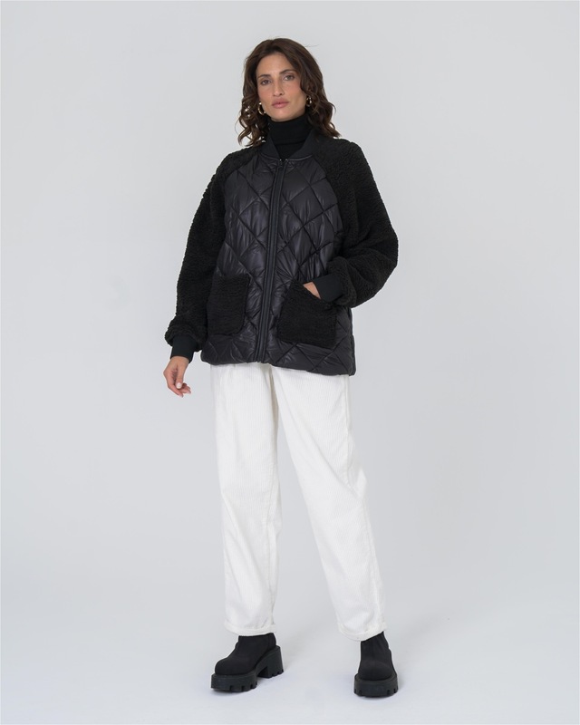 freshlions Steppjacke »Julia« 1 Stk. tlg. mit aufgesetzten Taschen