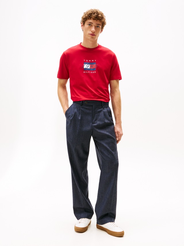 Tommy Hilfiger T-Shirt »LINEAR FLAG GRAPHIC« Rundhals, regular fit, Jersey