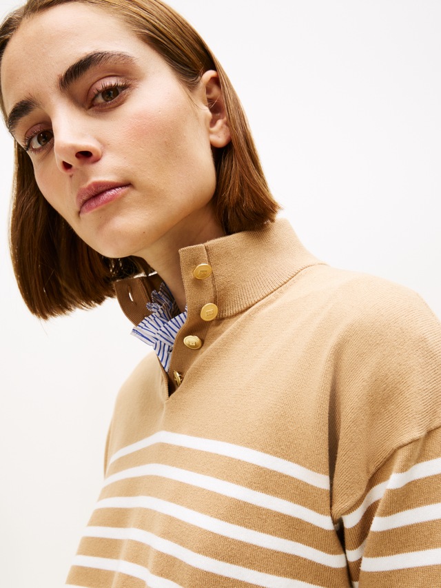 Tommy Hilfiger Strickpullover »CO JERSEY GOLD BTN MOCK-NK SWT« mit goldfarbenen Knöpfen