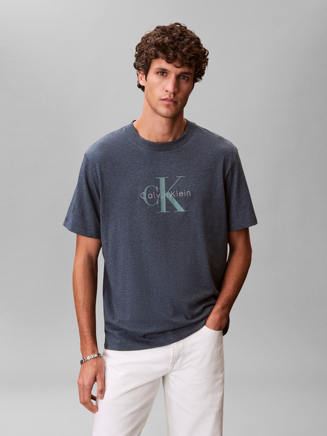 Calvin Klein Jeans T-Shirt »SS Hero Monologo Tee 20s« Mit Rundhalsausschnitt, regular fit