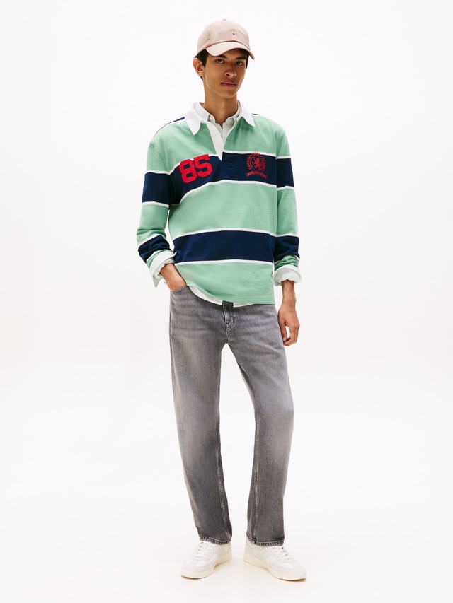 Tommy Jeans 5-Pocket-Jeans »Sonny Regular Tapered« mit dezenter Waschung