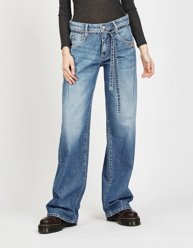 GANG Loose-fit-Jeans »94CLAIRE« mit Bindegürtel und Naht am Oberschenkel, Baggy Fit