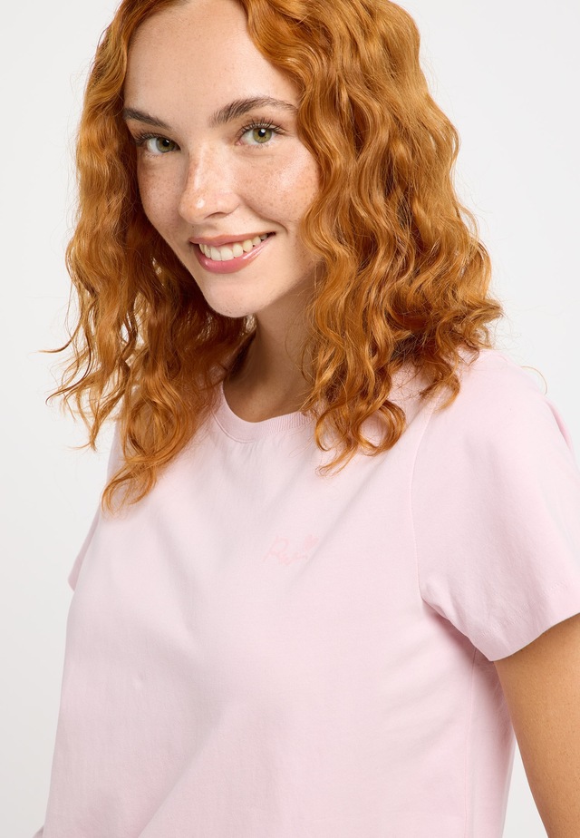 Ragwear Kurzarmshirt »ADORI LOVE« aus Baumwolle und Jersey, hüftlange Passform, mit Rundhalsausschnitt