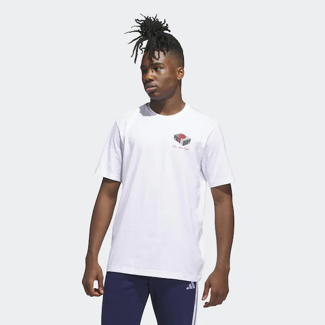 adidas Sportswear T-Shirt »3-STREIFEN LIGHTS GIFTBOX GRAPHIC« sportlicher Stil, mit Motiv-Grafik, aus Baumwolle, pflegeleicht