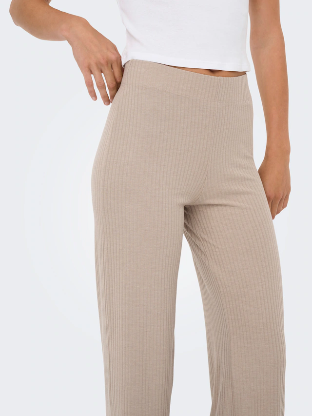 ONLY Play Loungehose »ONPSEREN HW RIB STR PNT NOOS« Loose Fit, aus Polyester, Viskose und Elasthan, pflegeleicht