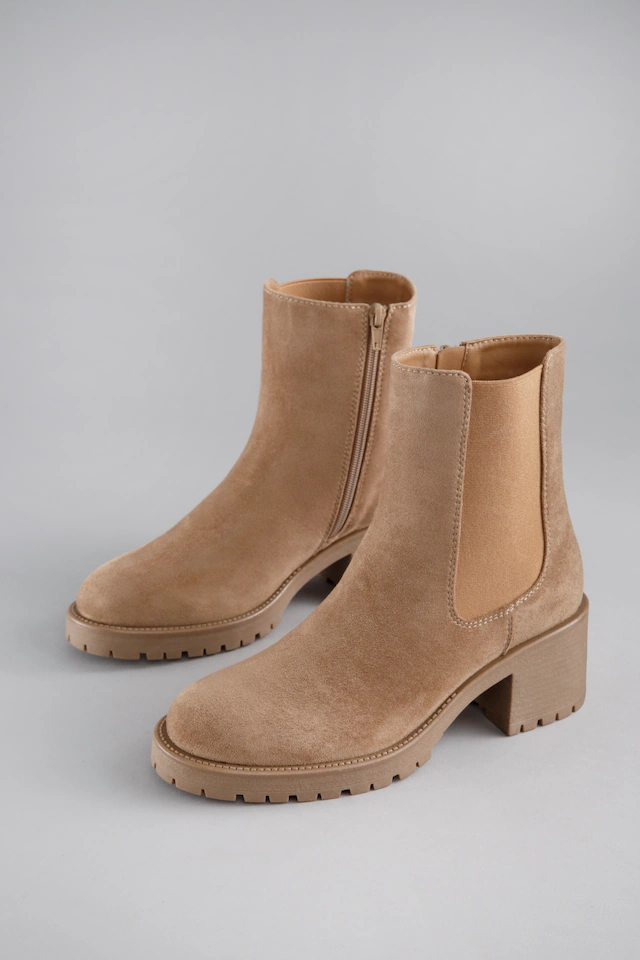 Aniston SHOES Chelseaboots Stiefelette mit Reißverschluss und Stretcheinsatz
