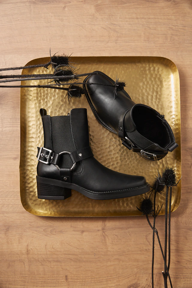 Aniston SHOES Westernstiefelette Cowboyboots, Blockabsatz, in schmaler Form