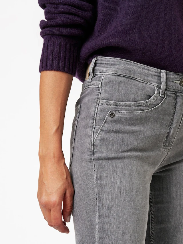 TONI Slim-fit-Jeans »be loved« im Four-Pocket Style