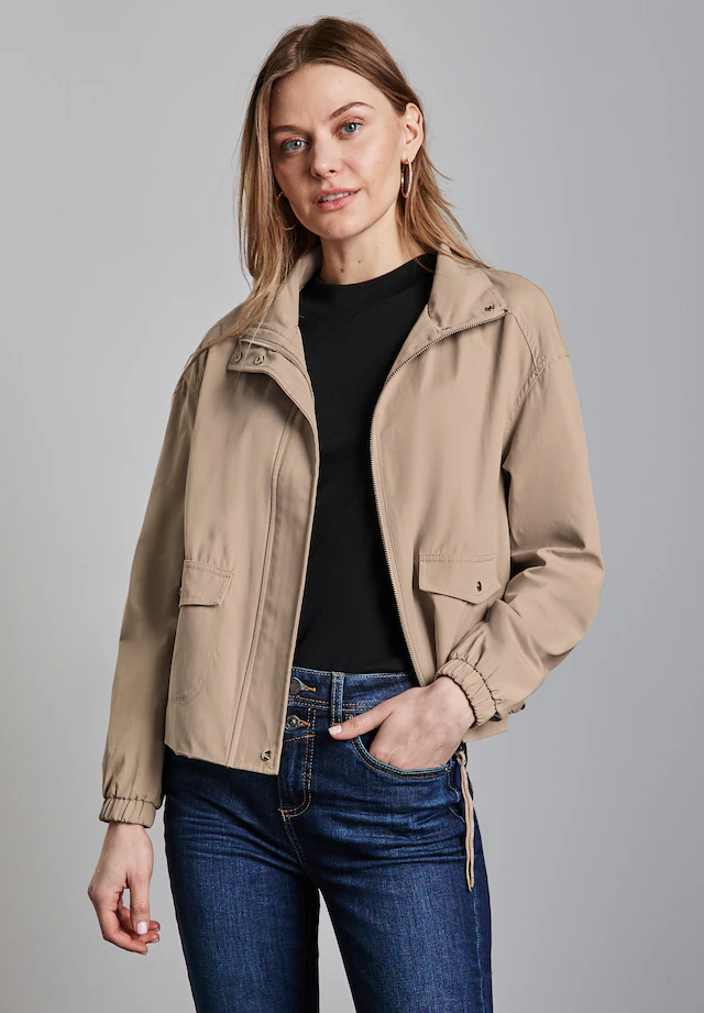STREET ONE Kurzjacke ohne Kapuze aus softem Materialmix