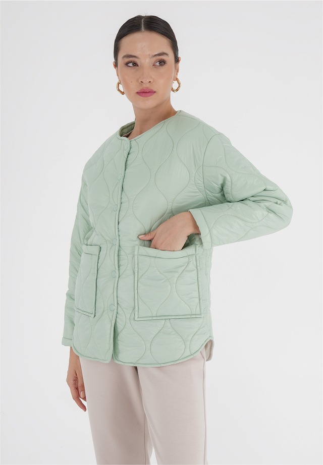 freshlions Steppjacke »Amara« 1 Stk. tlg. mit praktischen Druckknöpfen