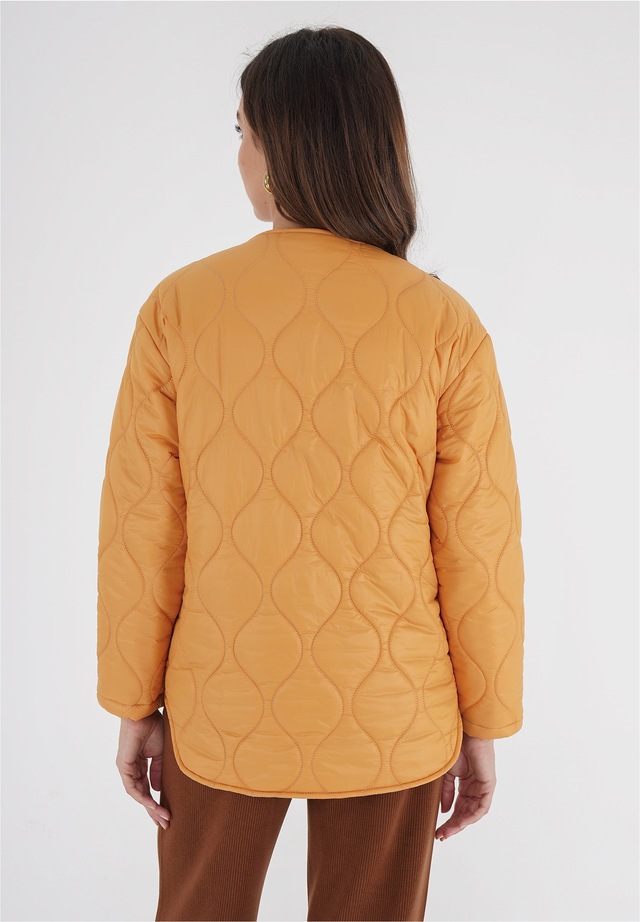 freshlions Steppjacke »Amara« 1 Stk. tlg. mit praktischen Druckknöpfen