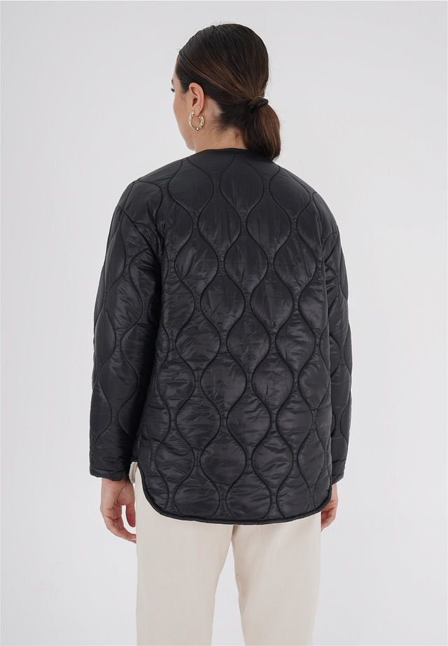 freshlions Steppjacke »Amara« 1 Stk. tlg. mit praktischen Druckknöpfen