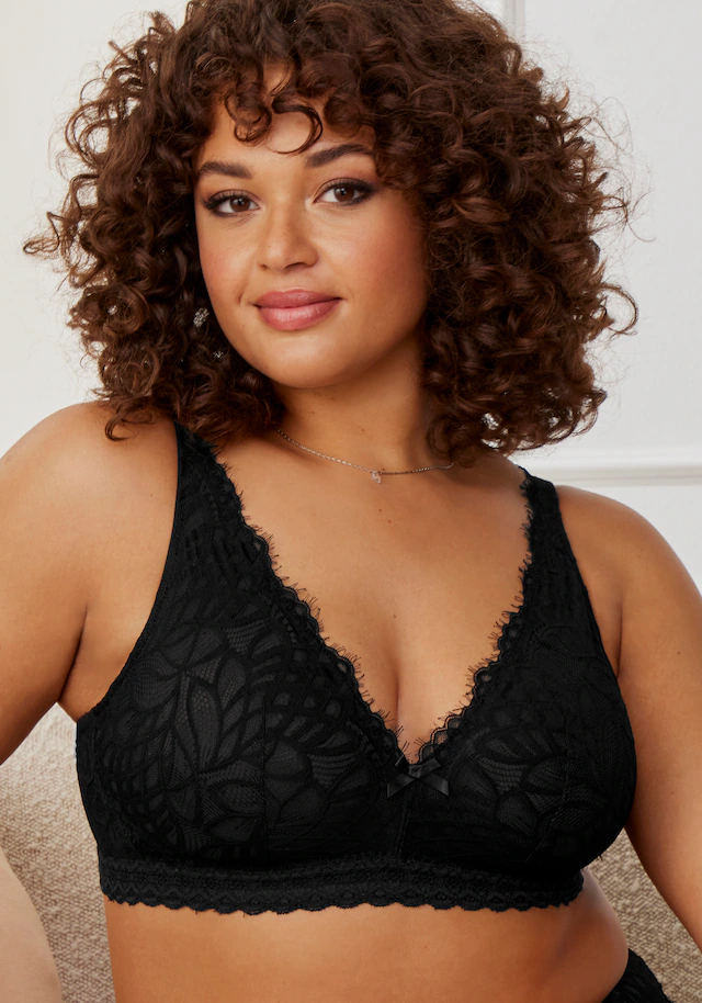 LASCANA Bralette-BH ohne Bügel rundherum aus Spitze – ideal für große Größen