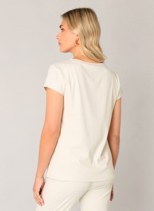 Base Level T-Shirt »Tilly« mit V-Ausschnitt