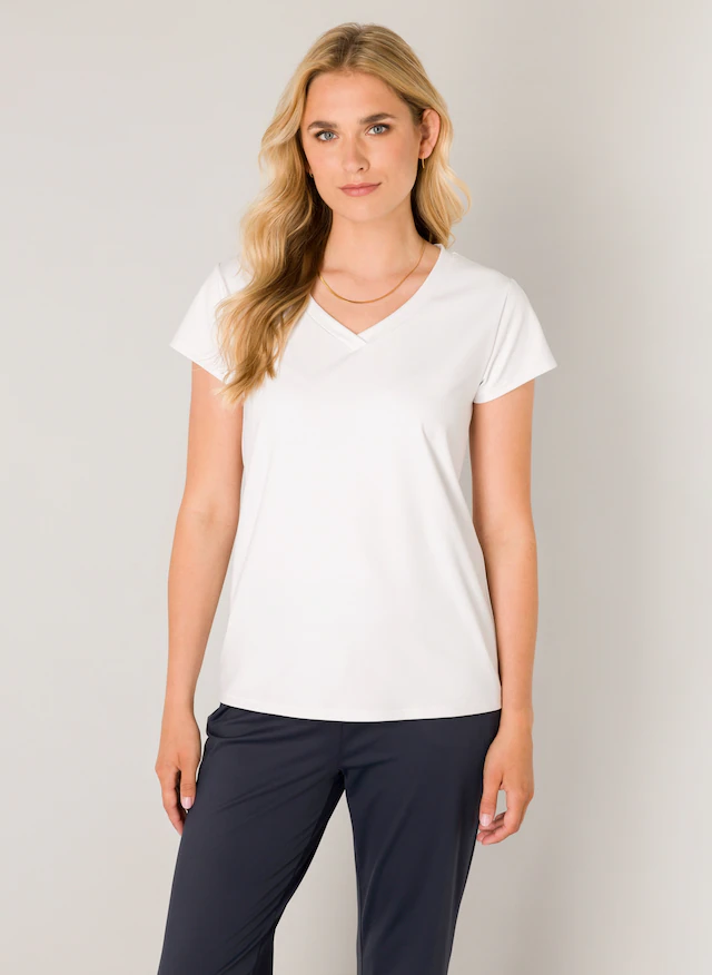 Base Level T-Shirt »Tilly« mit V-Ausschnitt
