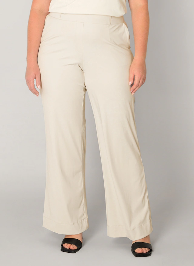 Base Level Curvy Stoffhose »Lori« Sommerhose mit Stetch und leichtem Schlag
