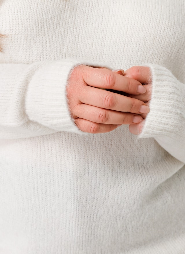 Base Level Curvy Strickpullover »Yanara« mit Wolle und Elasthan