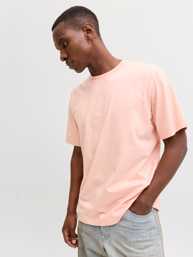 Jack & Jones Rundhalsshirt »JORNORREBRO EMB TEE SS CREW NECK NOOS« Baumwolle, locker geschnitten