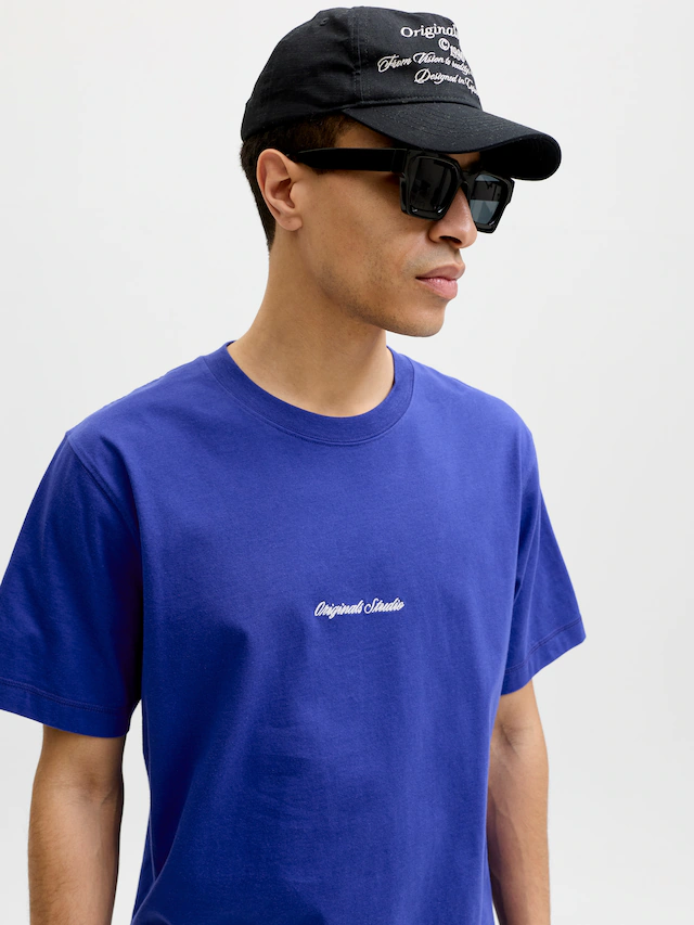 Jack & Jones Rundhalsshirt »JORNORREBRO EMB TEE SS CREW NECK NOOS« Baumwolle, locker geschnitten
