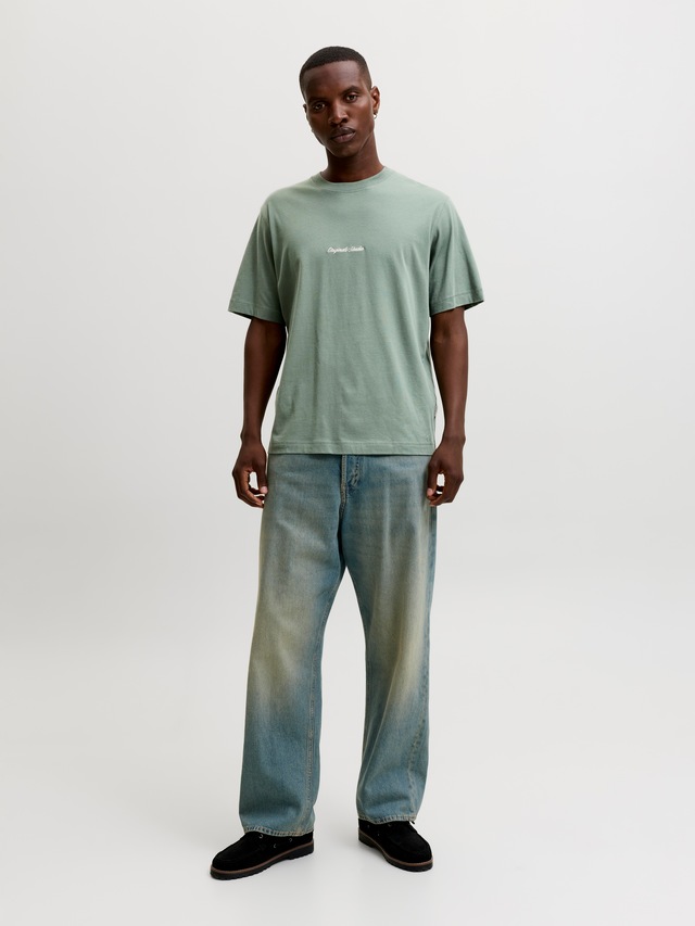 Jack & Jones Rundhalsshirt »JORNORREBRO EMB TEE SS CREW NECK NOOS« Baumwolle, locker geschnitten