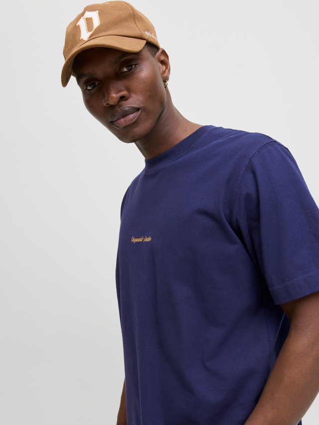 Jack & Jones Rundhalsshirt »JORNORREBRO EMB TEE SS CREW NECK NOOS« Baumwolle, locker geschnitten