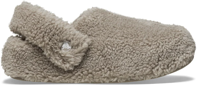 Crocs Clog »Classic Cozzzy Slipper« Hausschuh, mit kleiner Plateausohle
