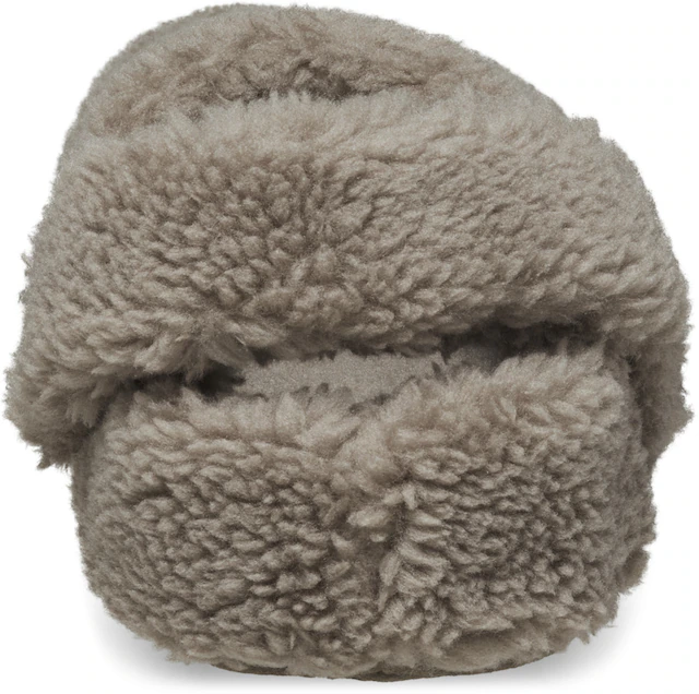 Crocs Clog »Classic Cozzzy Slipper« Hausschuh, mit kleiner Plateausohle