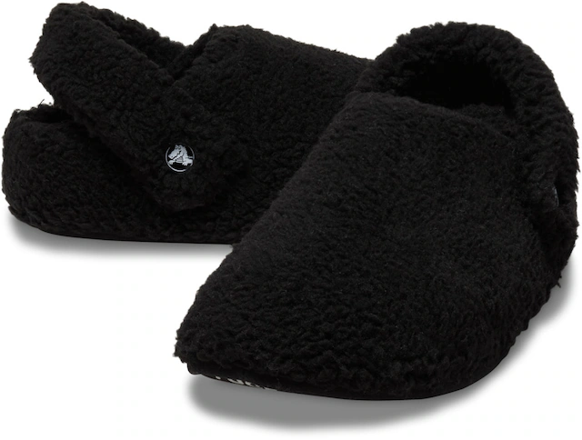 Crocs Clog »Classic Cozzzy Slipper« Hausschuh, mit kleiner Plateausohle