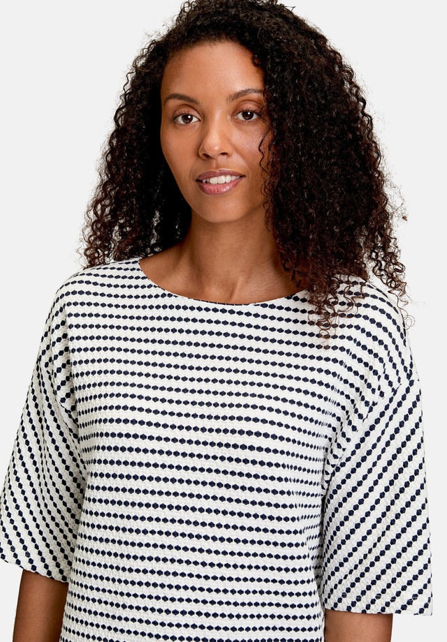 Betty&Co Kurzarmshirt »Damen mit Rundhalsausschnitt« 1 Stk. Struktur