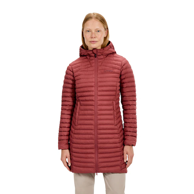 Berghaus Steppjacke »MICRO JKT LONG« wärmeisolierende Steppjacke, wasserabweisend, po-bedeckende Länge