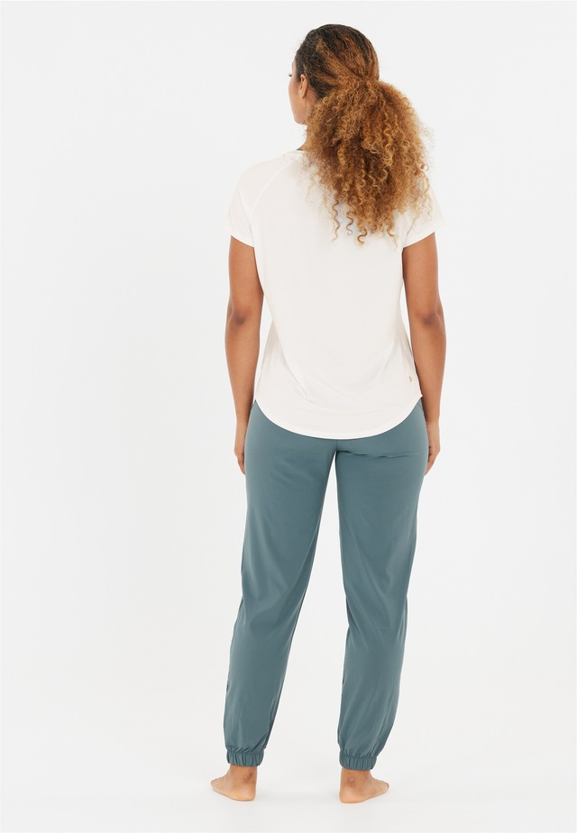 ATHLECIA Funktionsshirt »Gaina« aus weichem Material
